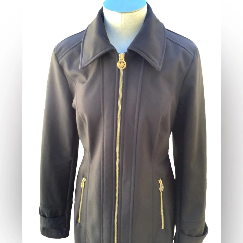 MICHAEL KORS WOMEN’S BLACK‎ RAIN AND ALL WEATHER COAT. SIZE XS